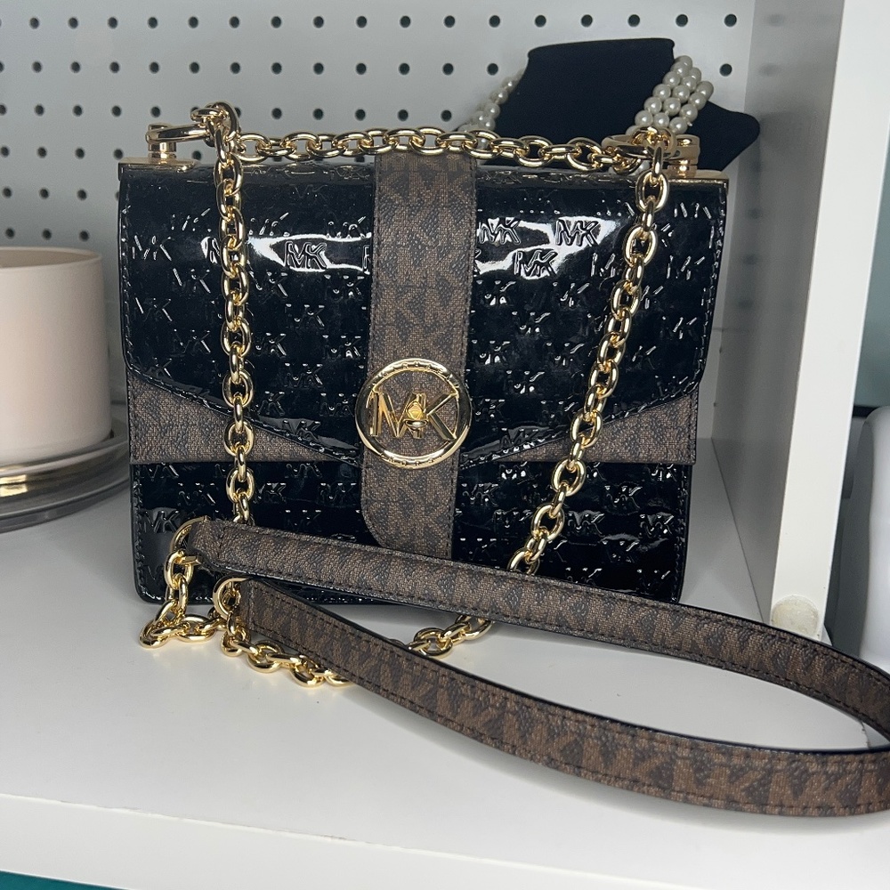 RARE/LE - Michael Kors Signature Greenwich Black Small Convertible Crossbody